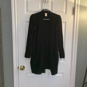 Cozy Matty M Black Cardigan in Medium